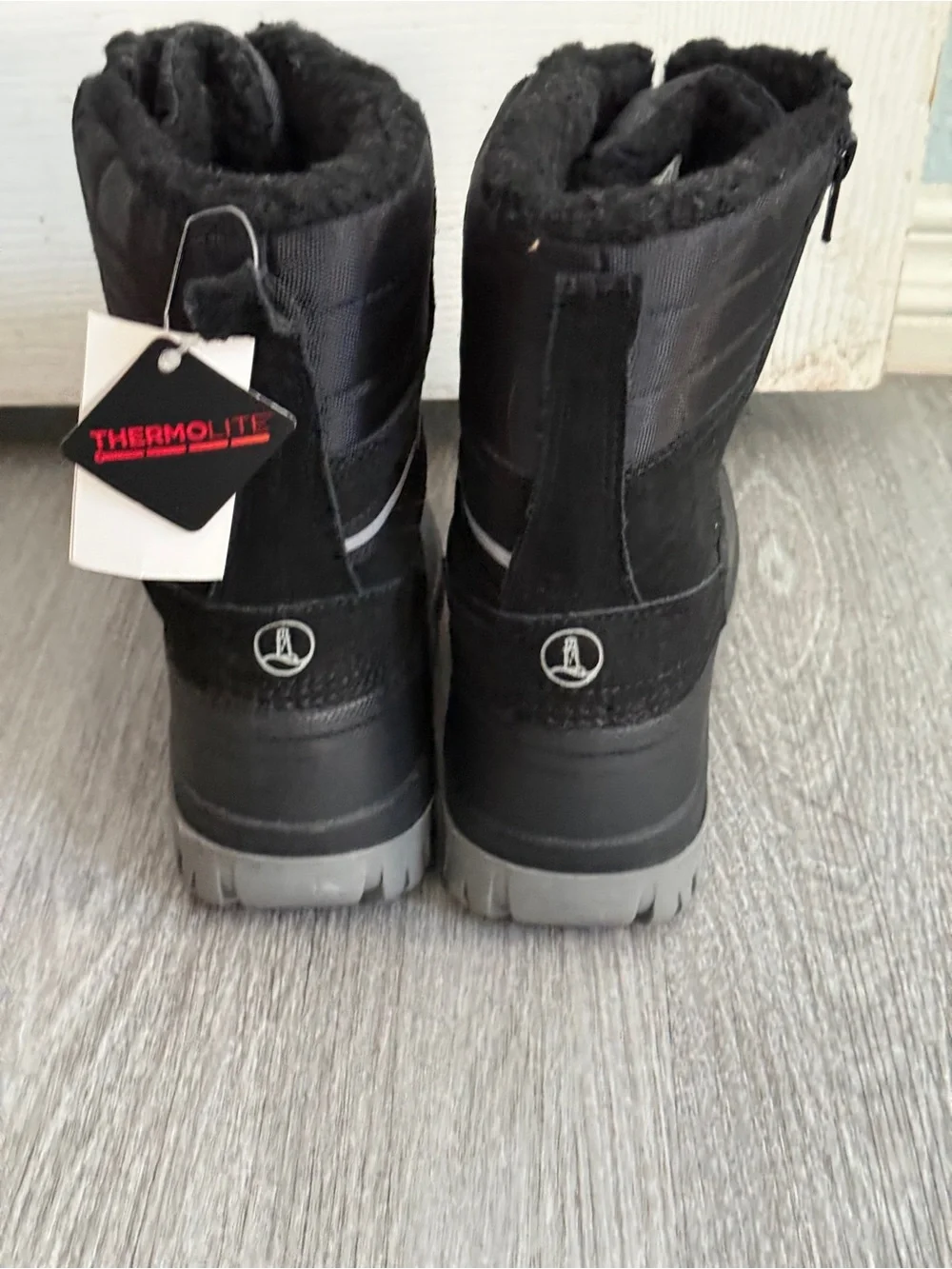 Youth Black Winter Snow Boots Thermolite Faux Fur Waterproof Duck BootsUS Kids 2